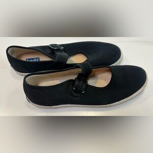Ladies Keds slip-ons